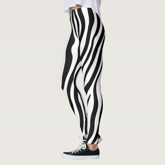 Zebra Print Black en White Stripes Pattern Leggings (Links)