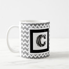 Zebra Print Letter "C" op grijze/witte Chevron Koffiemok