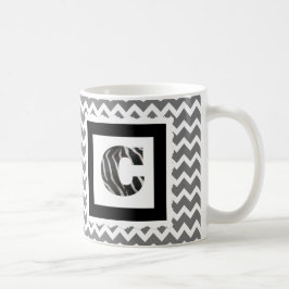 Zebra Print Letter "C" op grijze/witte Chevron Koffiemok