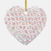 Zebra Roze en witte Chevron Keramisch Ornament (Voorkant)