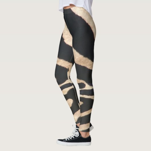 Zebra Stripe Leggings (Links)