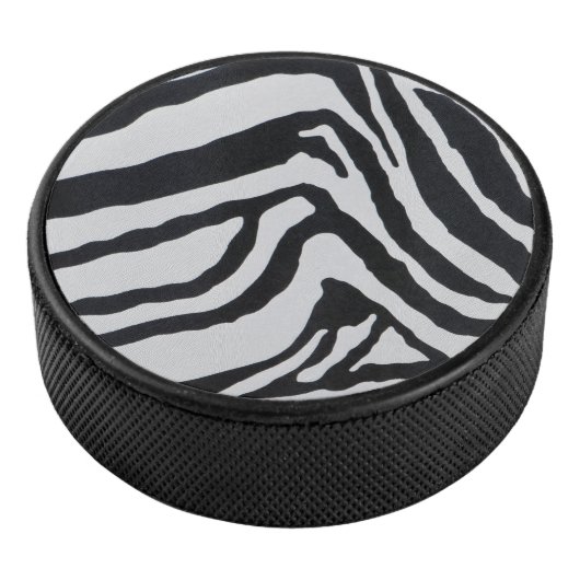 Zebra stripe pattern hockey puck (3/4)