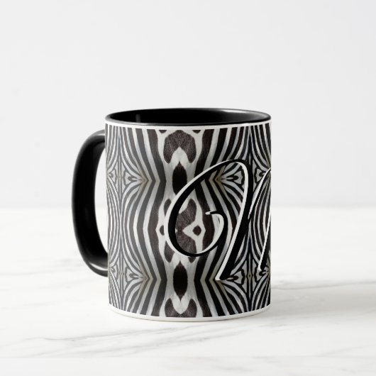Zebra Stripes Monogram in zwart en wit Mok (Voorkant links)
