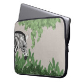 Zebra tussen bladeren laptop sleeve (Voorkant Links)