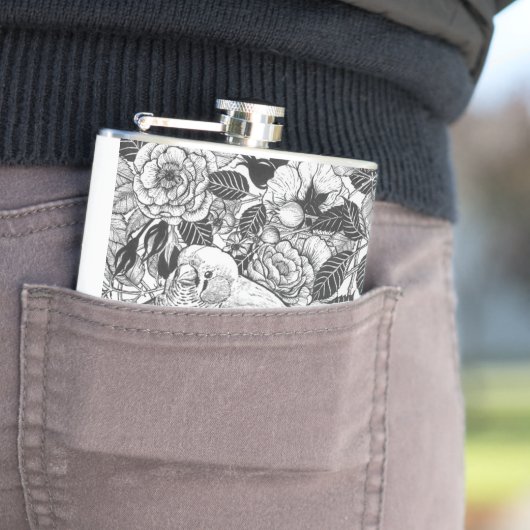 Zebra vinken en rozen struiken inkttekening heupfles (Voorbeeld)