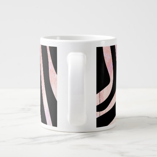 Zebra zwart-roze monogram grote koffiekop (Achterkant)