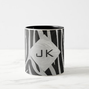 Zebra zwart-wit en lichtgrijs monogram tweekleurige koffiemok