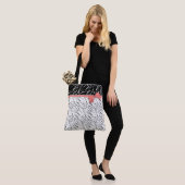 Zebra zwarte witte tijgerleder strepen roze tote bag (Op model)