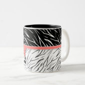 Zebra zwarte witte tijgerleder strepen roze tweekleurige koffiemok (Voorkant rechts)