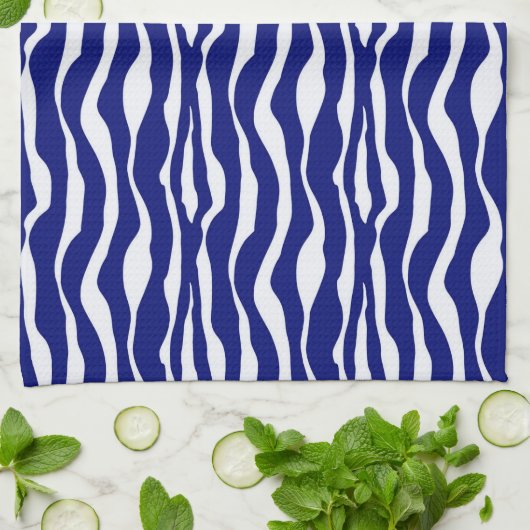 Zebralijnen - Donker kobalt blauw en wit Theedoek (Gevouwen)