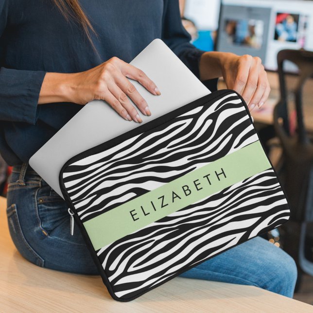Zebraprint, strepen, zwart-wit, Jouw naam Laptop Sleeve (Creator heeft geüpload)