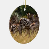 Zebra's in beweging: een reis van duizend mijl keramisch ornament (Rechts)