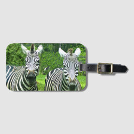 Zebra's op het pad in de weide bagagelabel