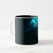Zee creaties tweekleurige koffiemok (Voorkant links)