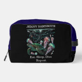 Zee Explorer: Duik, Lach, Leef! Toilettasje (Achterkant)