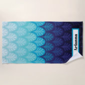 Zee hoe blauw de Handdoek van de NaamBeach (Voorkant)