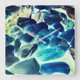 Zee oester shell, kleuren veranderd blauw in grijs vierkante klok