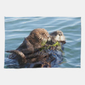 Zee Otter moeder en jongen met kelp Theedoek (Horizontaal)