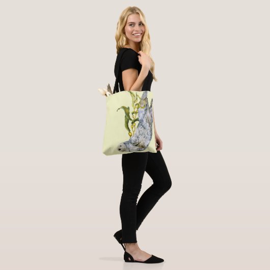 Zee Otter Tote Bag (Op model)