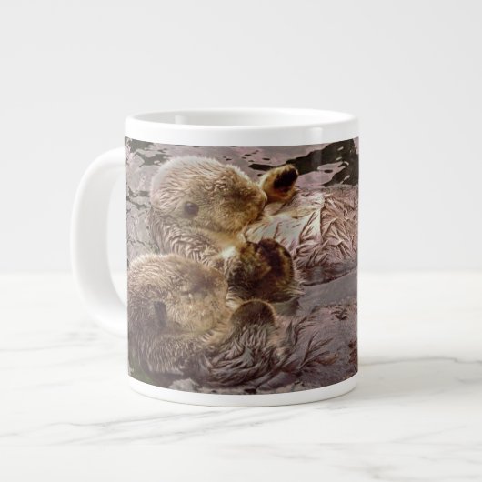 Zee Otters Holding Hands Grote Koffiekop (Links)