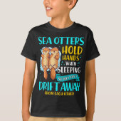 Zee Otters houden handen vast wanneer ze slapen T-shirt (Voorkant)