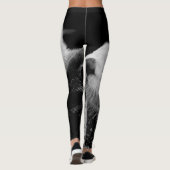 Zee otters: zwart wit paar. leggings (Achterkant)