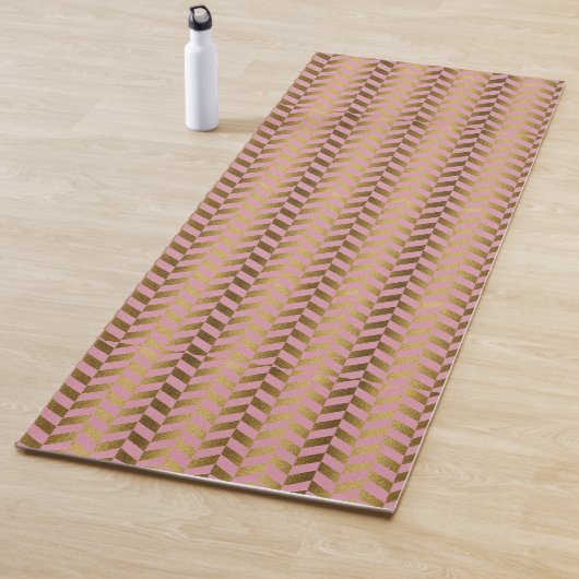 Zee Roze en goudherringbone Yogamat (In situ)