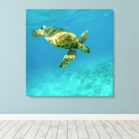 Zee Scheerschildpad zwemt in turkooizen oceaanwate Canvas Afdruk (Insitu (Houten vloer))