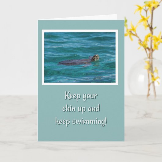 Zee schildpad houdt zwemmen kaart (Gele Bloem)