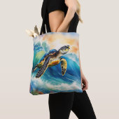 Zee Schildpad Rijden op een Vibrant Wave Waterverf Tote Bag (Dichtbij)