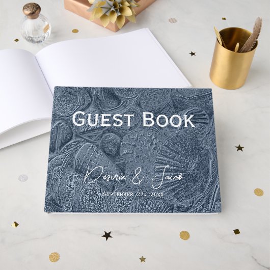 Zee Shell Donker Stoffig Blauw Modern Coastal Beac Gastenboek (Voorkant open)