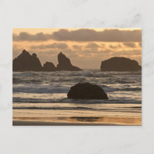 Zee stacks op het strand in Bandon, Oregon Briefkaart