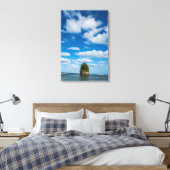 Zee stapel omringd door oceaan canvas afdruk (Insitu (Slaapkamer))