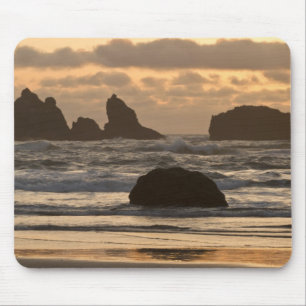 Zee stapels op het strand bij Bandon, Oregon Muismat