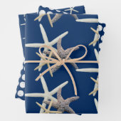Zee sterren en goudmakreel donkerblauw inpakpapier vel (In situ)