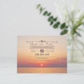 zee Sunset Romantisch Strand Save the Date briefka Aankondigingskaart (Staand voorkant)