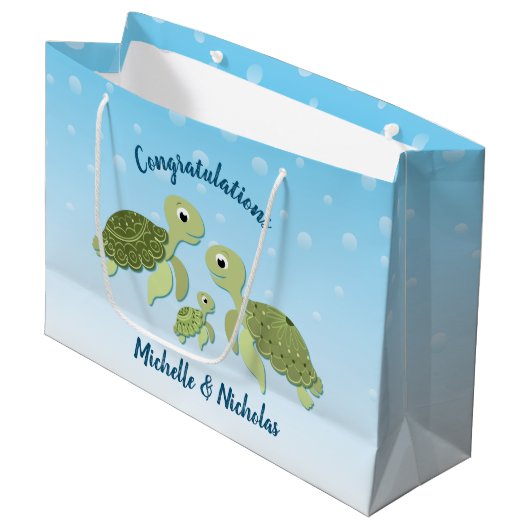 Zee Turtle Baby shower Co-Ed Gender Neutral Groot Cadeauzakje (Voorkant Gekanteld)