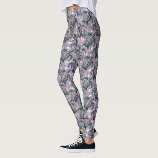 Zee Turtle Ocean Pattern Leggings (Links)