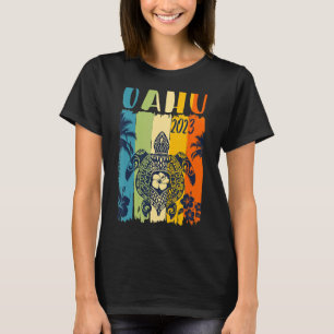 Zee Turtle Retro Oahu Hawaiian Family Vacking T-shirt