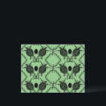 Zee Turtle Tortoise Moons Patroon Briefkaart<br><div class="desc">Kijk eens naar deze mooie kunst,  hand gemaakt door mij voor je! Voel je vrij om je eigen tekst toe te voegen of de kleuren te wijzigen. Bezoek mijn winkel voor meer! Als je iets wilt,  kun je contact opnemen met mijn contactgegevens op mijn winkelpagina.</div>