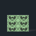 Zee Turtle Tortoise Moons Patroon Briefkaart<br><div class="desc">Kijk eens naar deze mooie kunst,  hand gemaakt door mij voor je! Voel je vrij om je eigen tekst toe te voegen of de kleuren te wijzigen. Bezoek mijn winkel voor meer! Als je iets wilt,  kun je contact opnemen met mijn contactgegevens op mijn winkelpagina.</div>