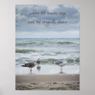 Zee uitzicht: golven en meeuwen poster