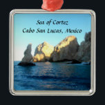Zee van Cortez Cabo San Lucas Metalen Ornament<br><div class="desc">Dit is een prachtige kerstversiering print van de zon stuiteren van de rotsen en de oceaan in het prachtige Zee Cortez in de prachtige Cabo San Lucas,  Mexico.</div>