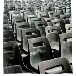 Zee van grijze stoelen douchegordijn