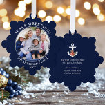 Zeeen en Groeten Foto Poinsettia Anker Blauw Ornament Kaart<br><div class="desc">Moderne Zeeen en Groeten Kerst Vakantie Foto Ornament Kaart - Navy Blue Achtergrond. Anker overgoten met Waterverf Floral inclusief rode poinsettias,  dennenappels en ander mooi wintergroen. Dit is een wenskaart dat ook een ornament is.</div>