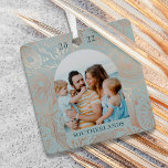 Zeeen en groeten van de zeebodem Lijst van de zeeb Metalen Ornament<br><div class="desc">Onze prachtige Zeeen en ons groetvakantie-collectie zijn geïnspireerd door de natuurlijke schoonheid van het mariene en oceaanleven. Ons metalen ornament is voorzien van ons prachtige, door de hand getekende, gestileerde leven in de oceaan, dat is vastgelegd in een elegant en griezelig ontwerp. Pas uw familiefoto samen met uw familiehandtekening en...</div>