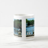 Zeegelaars op pier koffiemok (Center)
