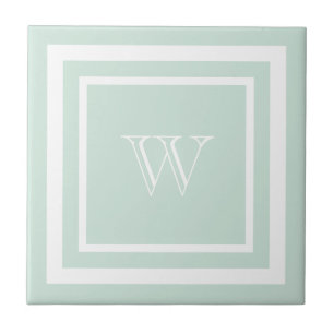 Zeegroen Wit Omlijst Monogram Tegeltje