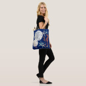 Zeeleven Geborduurd Navy Blauwe Tote Bag (Op model)