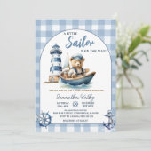 Zeeman Beer Blauwe Gingham Baby Shower Uitnodiging (Staand voorkant)